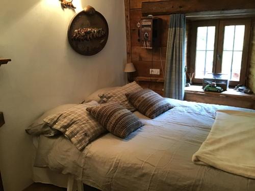 Gallery image of Chalet d'en Haut Luxury and Charm in a Savoyard chalet in Les Masures