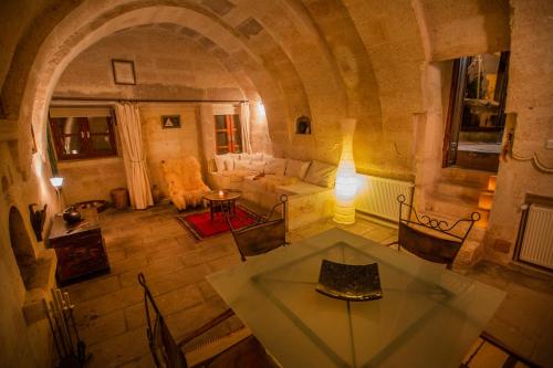 Χώρος καθιστικού στο Asmalı Cave House