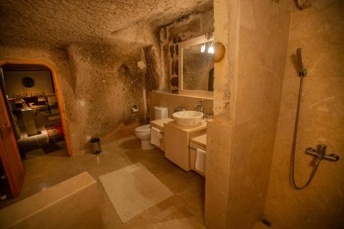 Ένα μπάνιο στο Asmalı Cave House