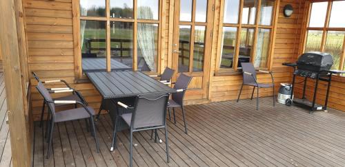 Photo de la galerie de l'établissement Vorsabær 2 Holiday Home, à Fjall