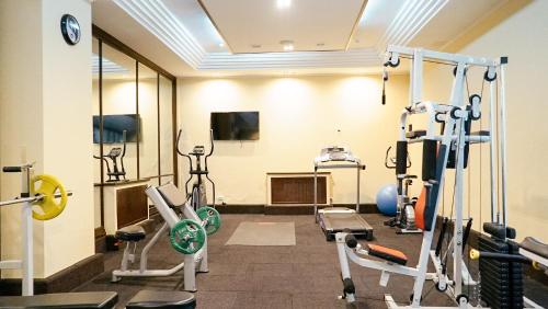 Fitness centrum a/nebo fitness zařízení v ubytování Samal Resort & SPA