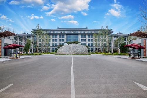 Yun-zen Jinling Acrobatic Hotel – Photos 2