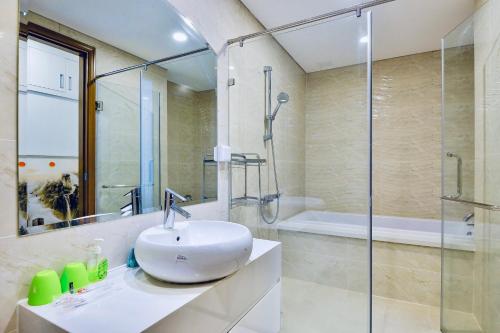 Phòng tắm tại Vinhomes Central Park-Luxury Arpartment