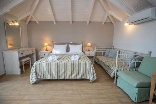 Легло или легла в стая в Agios Ioannis Villas