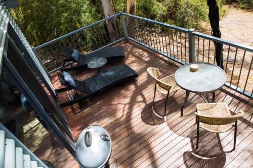 Balkoni atau teres di A Heavenly Escape