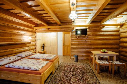 Säng eller sängar i ett rum på Jánošíkova Valaška Hills Apartments