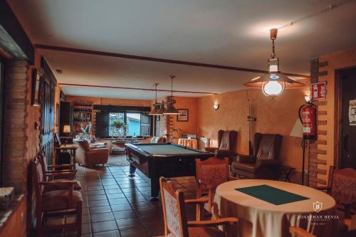 Гостиная зона в Paraje del Asturcon - Adults only