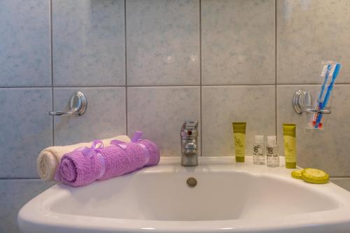 Bilik mandi di Rivendell Apartments
