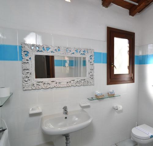 Foto da galeria de Li Suari Club Village em San Teodoro