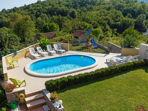 Πισίνα στο ή κοντά στο Apartment Kate-3 by Interhome