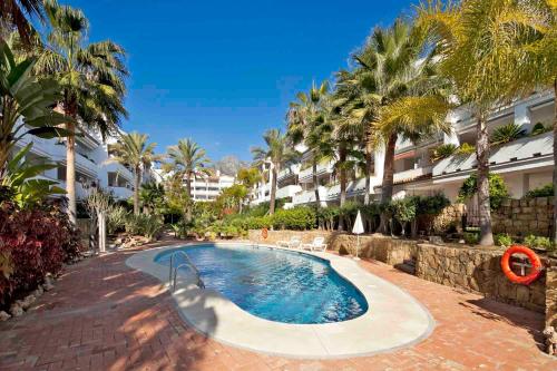 2018 Las Canas beach, first line beach, Marbella golden mile ...