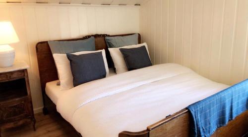 En eller flere senge i et værelse på Pålberget