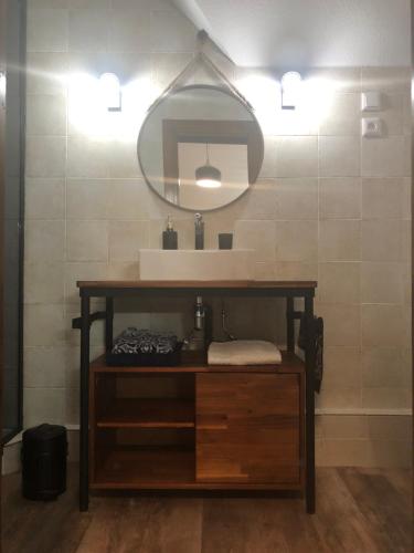 Ein Badezimmer in der Unterkunft La Maison d'Ange