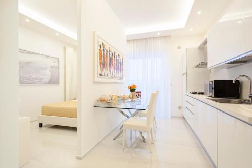 Köök või kööginurk majutusasutuses Via Dante Luxury Home