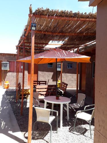 En terrasse eller udendørsområde på Hostal Open House