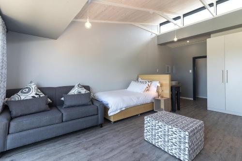 Χώρος καθιστικού στο Sky Blue Guest House