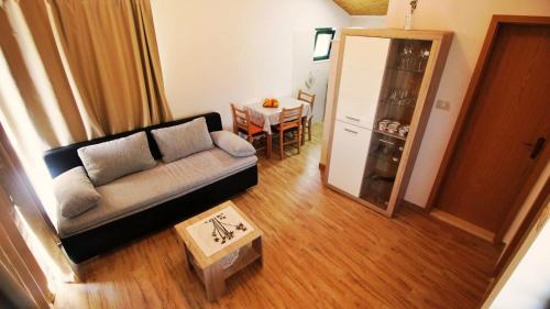 Holiday Home Jozo – Photos 4