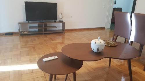 Apartment at Acropolis Museum by YHA