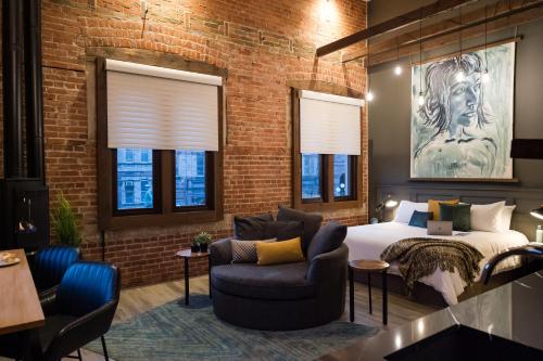 Posezení v ubytování 48 King West Boutique Hotel