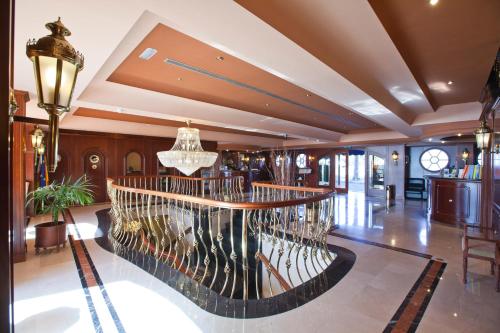 De lobby of receptie bij Hotel San Agustin Beach Club