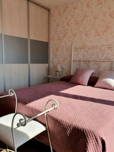 Katil atau katil-katil dalam bilik di Amanece Monegrillo Apartamentos
