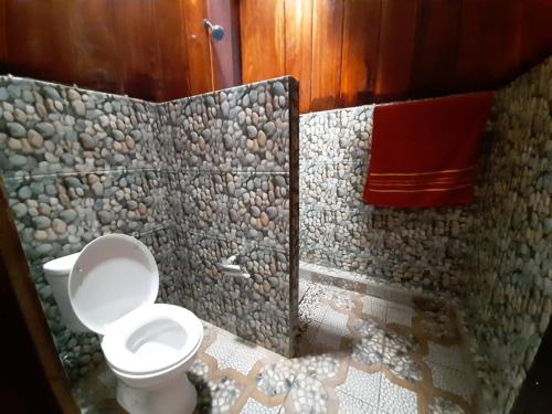 Koupelna v ubytování Aldejus Homestay