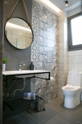 STS EIGHT 7 New Luxury Apartment