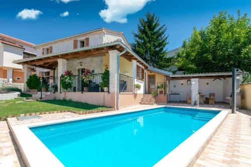 Villa Pelizzar