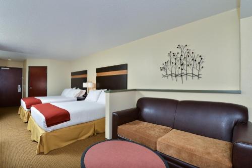 Krevet ili kreveti u jedinici u okviru objekta Holiday Inn Express Portland SE - Clackamas Area, an IHG Hotel