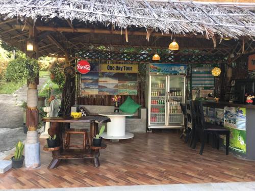 En restaurant eller et andet spisested på Lanta Siri Resort