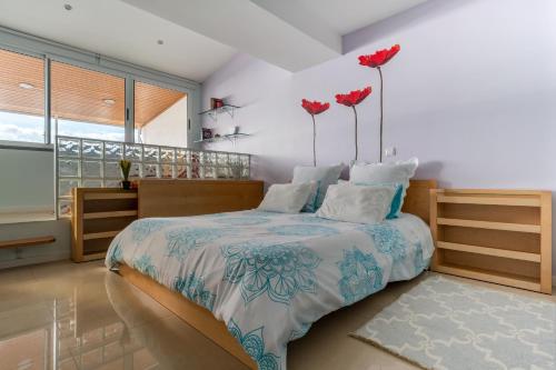Postel nebo postele na pokoji v ubytování Lovely Sea View Apartment "Deserta Grande"