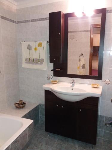 Koupelna v ubytování Marmari vacation flat