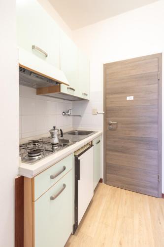 Cucina o angolo cottura di Yachting residence