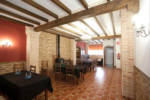 En restaurant eller et spisested på Casa Rural Casole