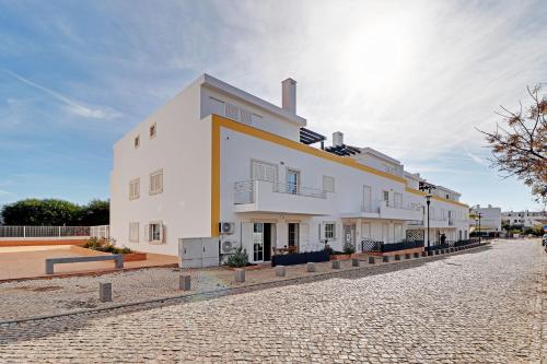 Tavira Formosa Bay 1 by Homing