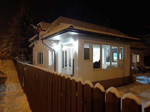 Το κτήριο όπου στεγάζεται  ο ξενώνας