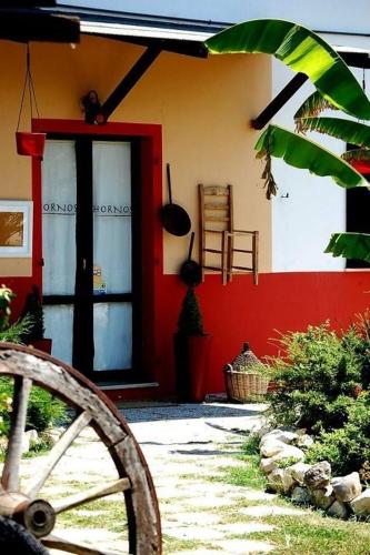 Κήπος έξω από το Agriturismo Hornos