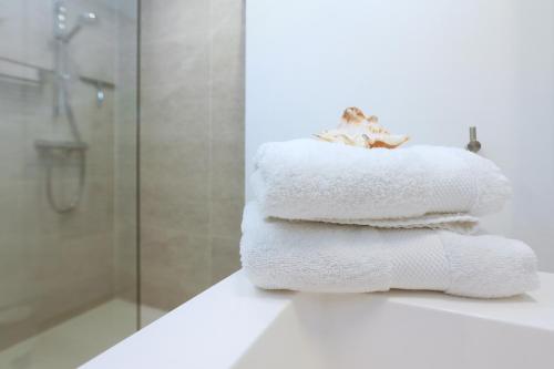 Ett badrum på Luxury Suite Koksijde 310 - Adults only