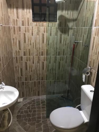 Reges Hostel tesisinde bir banyo