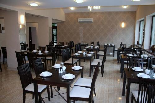 Ресторант или друго място за хранене в Monali