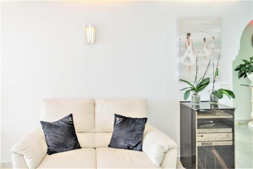 Beachfront Apartment Marbella Center photo 27