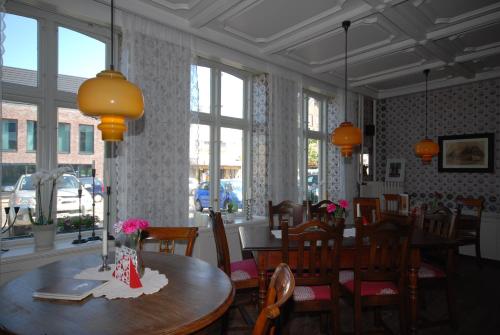 ห้องอาหารหรือที่รับประทานอาหารของ Hotel Cafe Frida