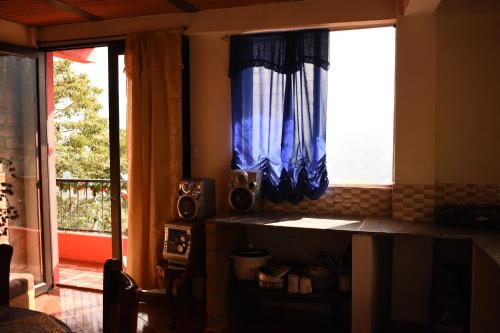 Gallery image of Casa de Campo con hermosa vista a Los Farallones in Versalles
