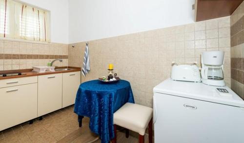 Кухня или кухненски бокс в Apartments Husanovic
