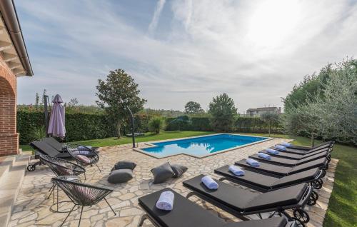 Φωτογραφία από το άλμπουμ του Luxury Unique Stone Villa Rustica in Istria σε Barat