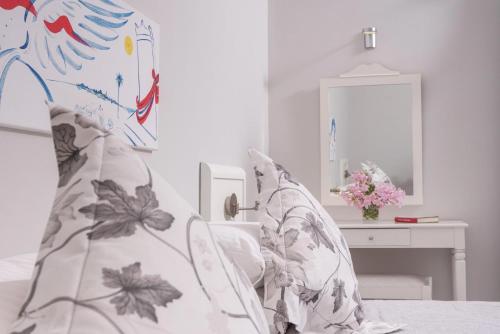 Gallery image of Adrina Beach Hotel in Panormos Skopelos