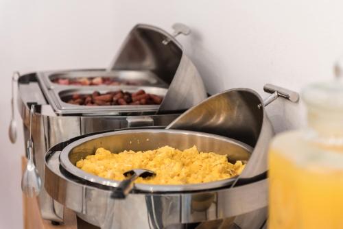 Mad på hotellet eller i nærheden