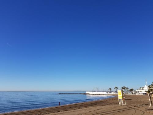 Beachfront Apartment Marbella Center photo 40