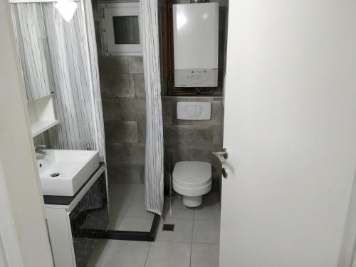 APARTMENT MERJAM 욕실