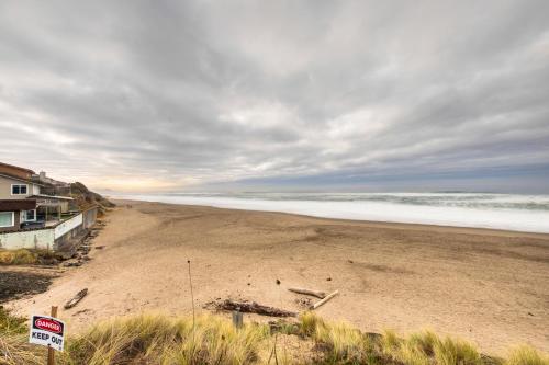 Fotografie z fotogalerie ubytování The Best Little Beach House on the Oregon Coast! v destinaci Lincoln Beach